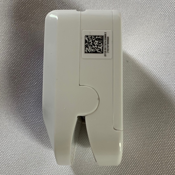 NWOB. Oxygen Meter for your Finger! - Picture 2 of 6
